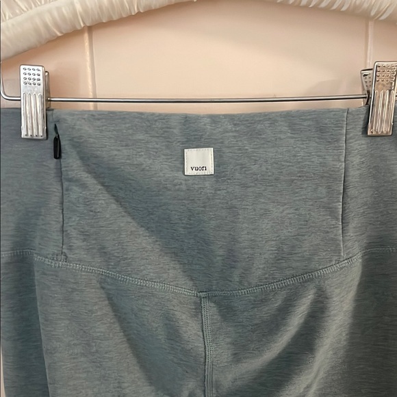 Vuori Blue Leggings - Picture 2 of 4